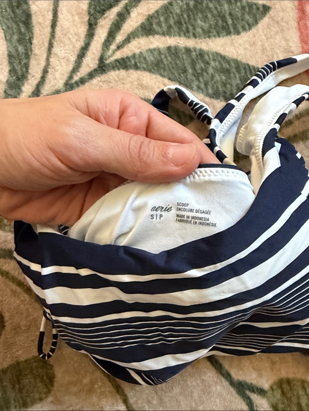 Aerie NWT stripe navy white scoop padded open side swim top small - Picture 4 of 4